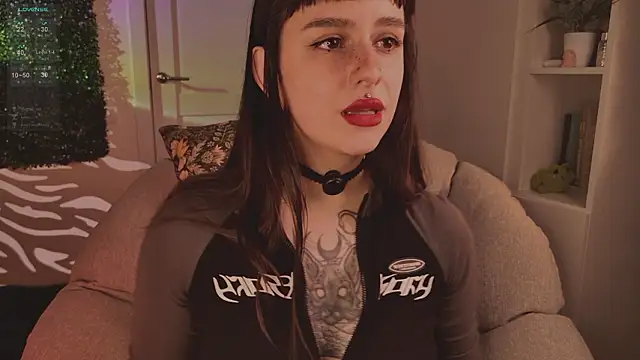 MichaellaMoon's cam snapshot