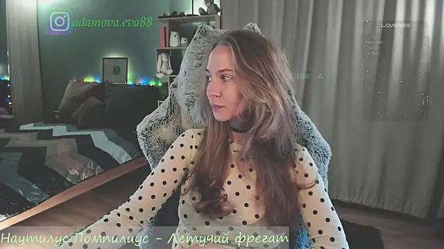 _Eva_Adama's cam snapshot