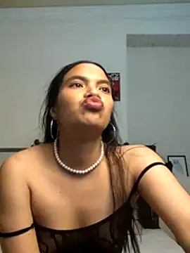 Julieta_Parker's cam snapshot