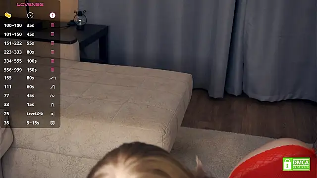 ToyaPletz live sex cam