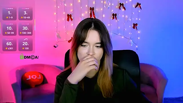 liana_kisses's cam snapshot