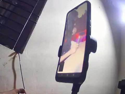 Hotx-maya's cam snapshot