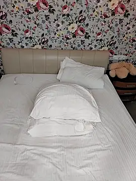 GingerFoxy's cam snapshot