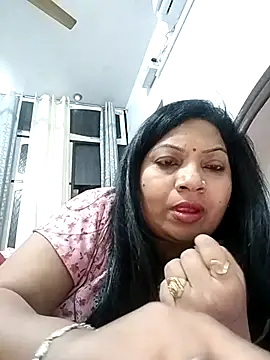 Cute-Janvi20 live sex cam