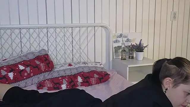 BevHanni's cam snapshot