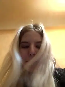 EsterSteele's cam snapshot