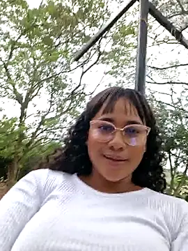 _kimberlly's cam snapshot