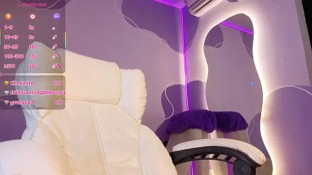 auroracute02's cam snapshot