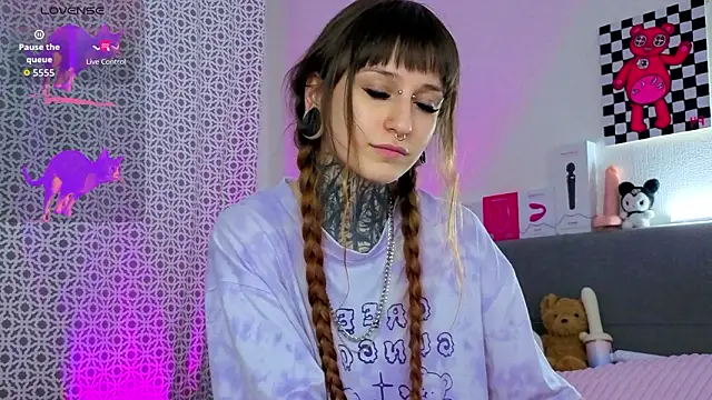 LilithPoison's cam snapshot