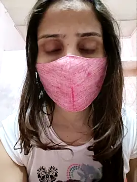 XOODIVAA's cam snapshot