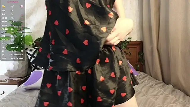 AuburnConfetti's cam snapshot