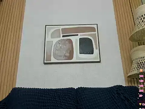 Kitty_Wild_19's cam snapshot