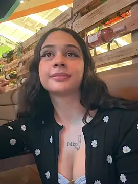 BabyKathy's cam snapshot