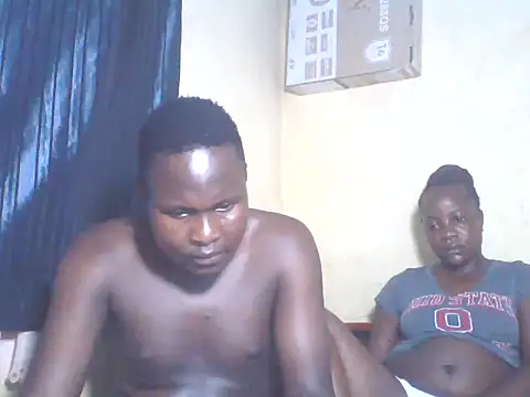 Dark_Queenchocolate live sex cam