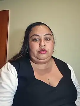 curvy_diva_'s cam snapshot