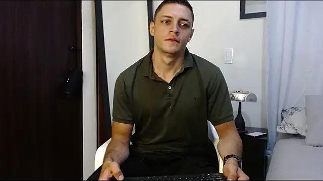 Frank_Millers live sex cam