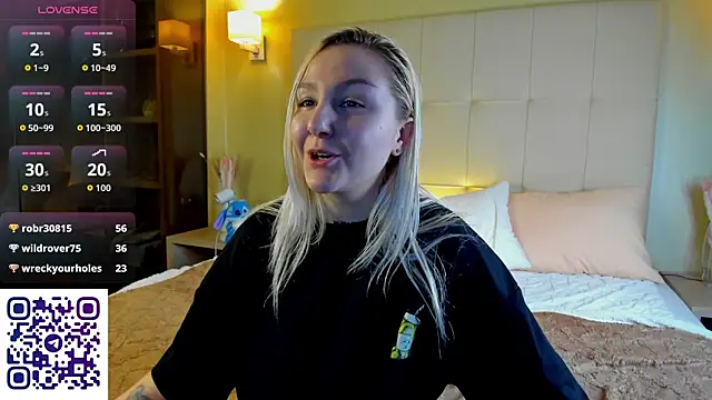 Debbie_Taylor's cam snapshot