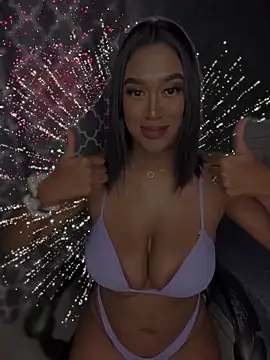 Emii_Love's cam snapshot