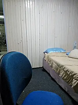 bellafortune51's cam snapshot