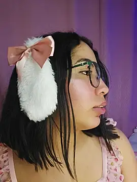 anni_ross's cam snapshot