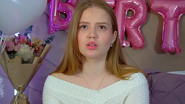 SelinSwarovski's cam snapshot