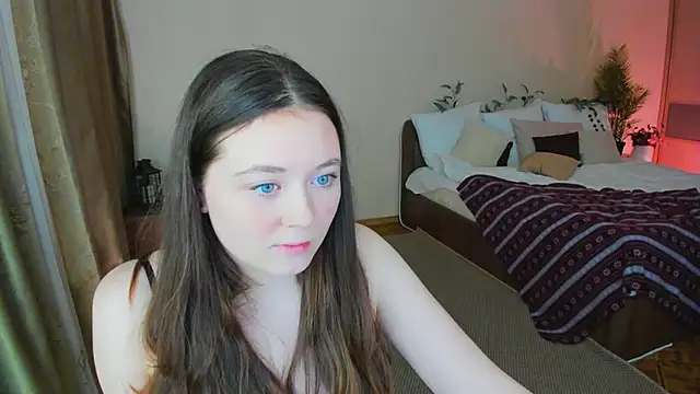 AlluringLookk's cam snapshot