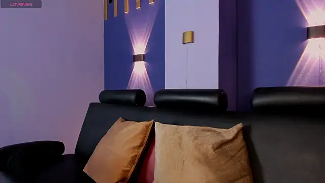 AlejandroStormm live sex cam