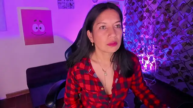 Megan_Collinss_'s cam snapshot