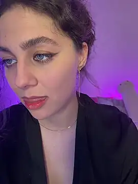 Your_insomniya's cam snapshot