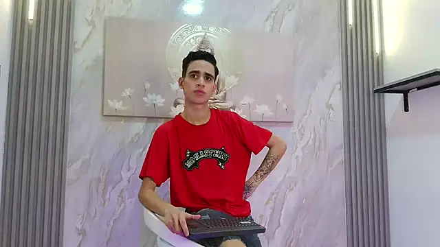 HEART_OF_MILAMBER live sex cam