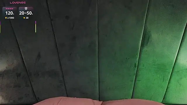 Aaron_Eze's cam snapshot