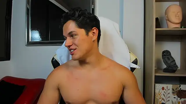 julian_wallace live sex cam