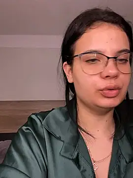 Karolina_Velvet's cam snapshot