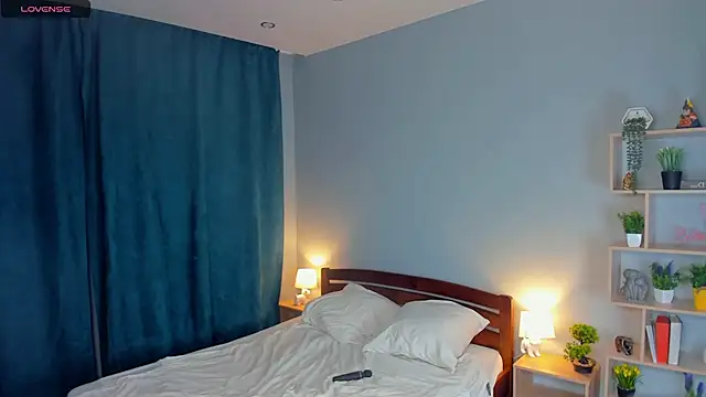 IsaVesco live sex cam