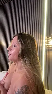 MiaPetit_'s cam snapshot