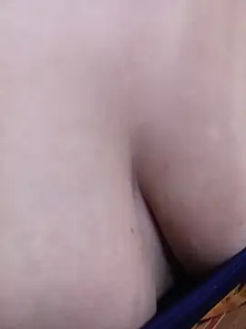 Julieth_hot-69's cam snapshot