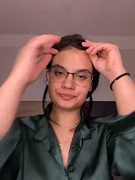 Karolina_Velvet's cam snapshot