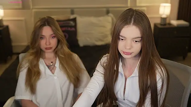 Zlata_Sky live sex cam