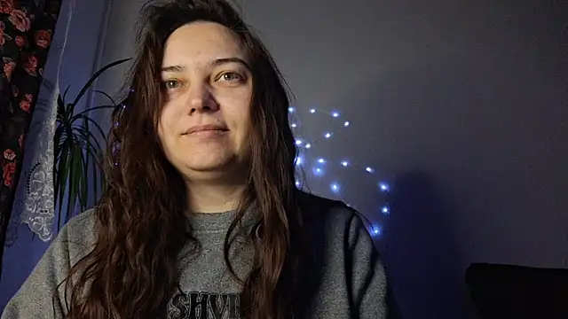 Cyndee_Winter's cam snapshot