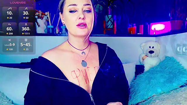 _JuliaSpace_'s cam snapshot