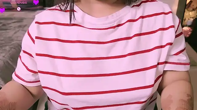 Khaleesiiii's cam snapshot