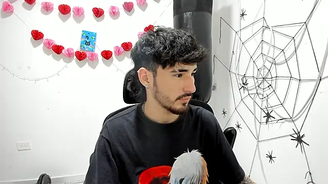 DmitriSanders live sex cam