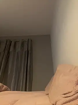 LollyLove_'s cam snapshot