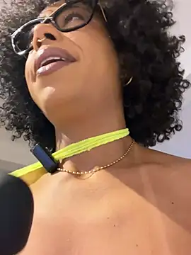 dianagolley420's cam snapshot