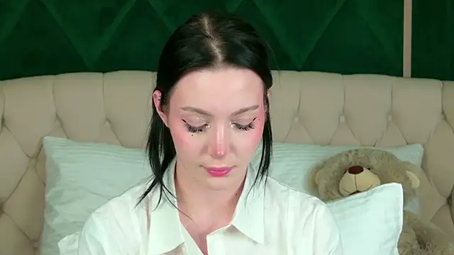 Goldy_Stark's cam snapshot