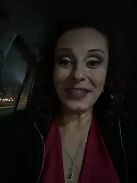 therealbeverlycious live sex cam