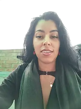 Luianna live sex cam