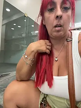 Sofyalone_'s cam snapshot