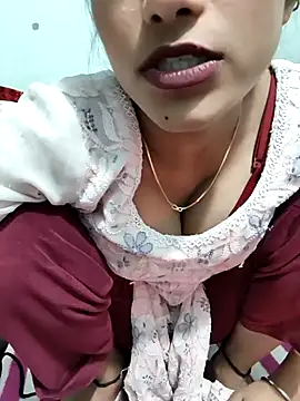 Yours-Zeenat's cam snapshot