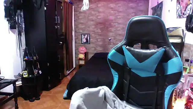 AngelaQueen_'s cam snapshot